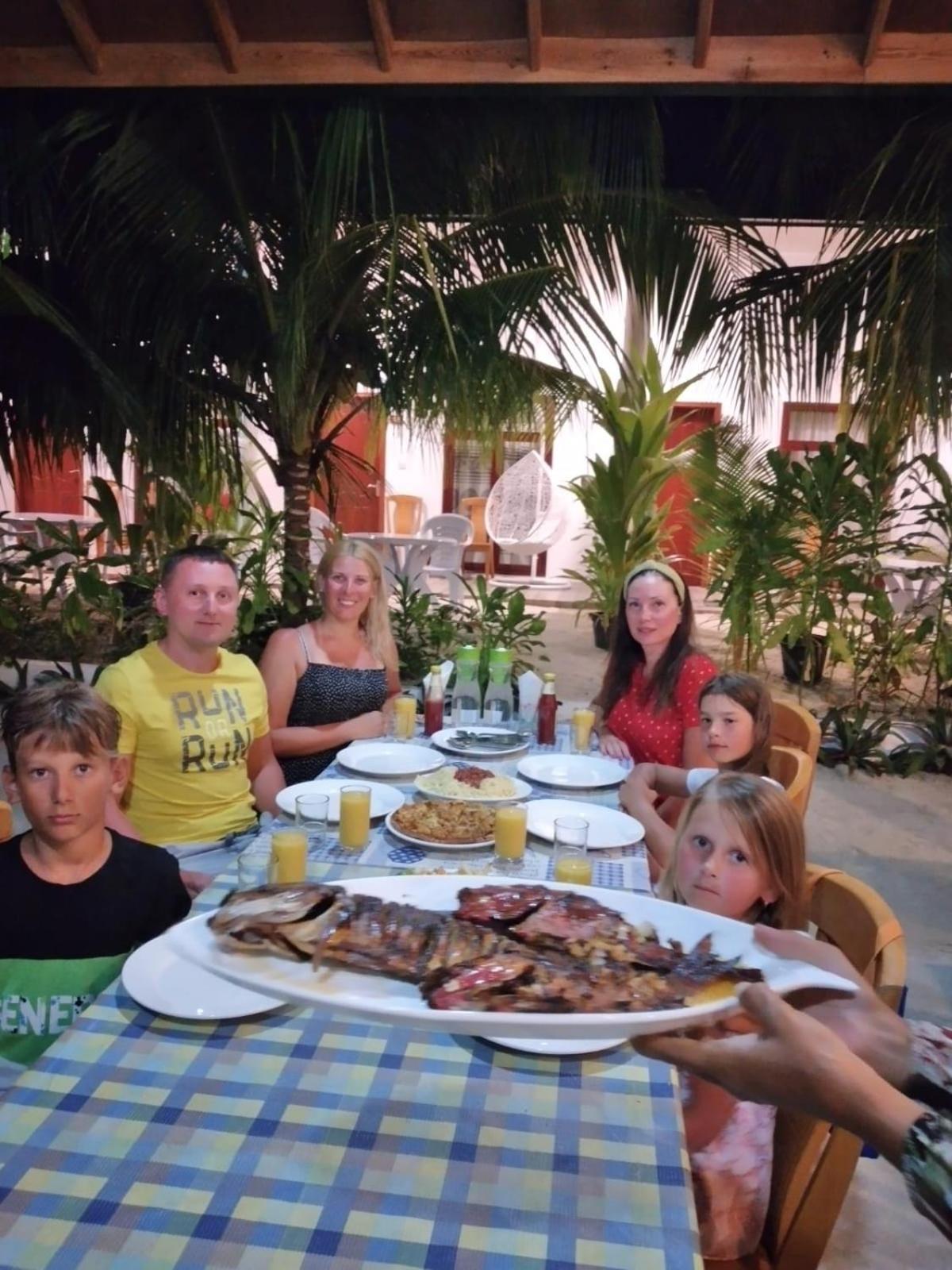 Sunrise Inn Thoddoo-Atoll Exterior foto